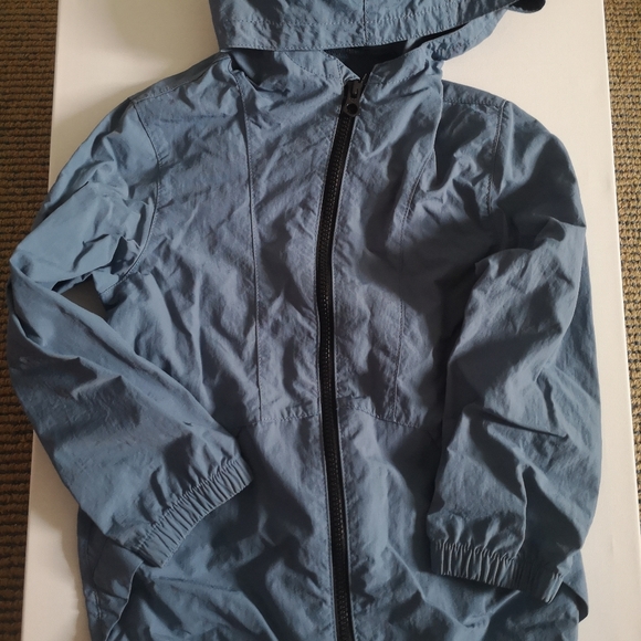 5 for 25$ 💛gap kids windbreaker jacket - Picture 2 of 5